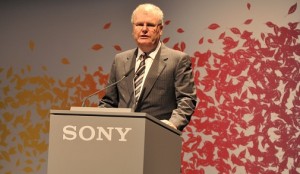Sony’s Howard Stringer retiring in June