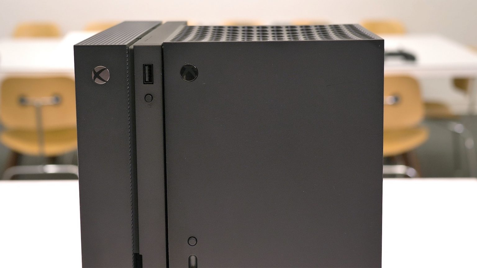 Xbox Series X Images Compare Its Size to the Xbox One X